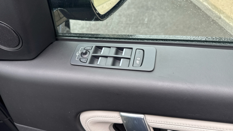 Land Rover Discovery Sport 2.0 D200 R-Dynamic HSE 5dr Auto Diesel Station Wagon